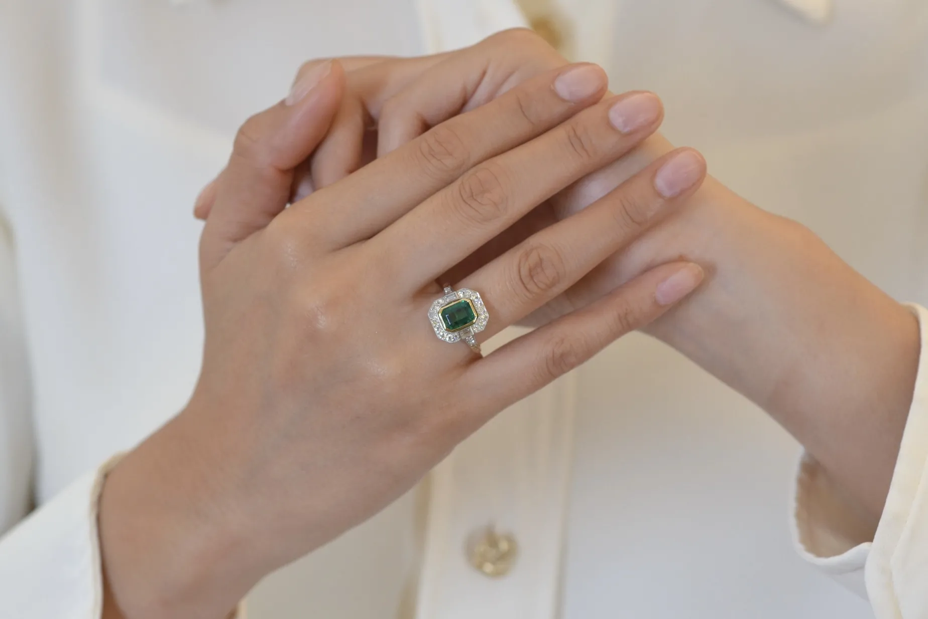 Bottazzi Blondeel Bague émeraude et diamants en platine et or rose Clearance