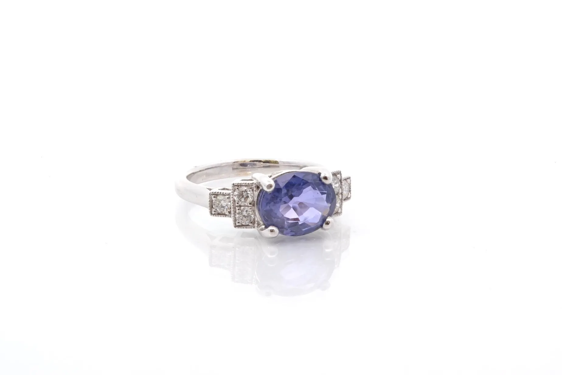 Bottazzi Blondeel Bague saphir de Ceylan à escaliers diamants en or blanc 18k Hot