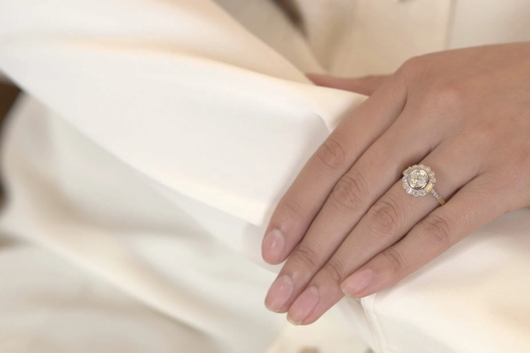 Bottazzi Blondeel Bague vintage diamant 1,05 cts J/SI1 en or et platine Hot